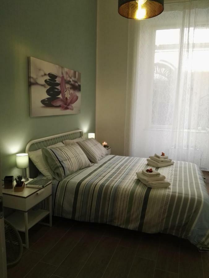Appartement A Casa Di Chiara à Naples Extérieur photo