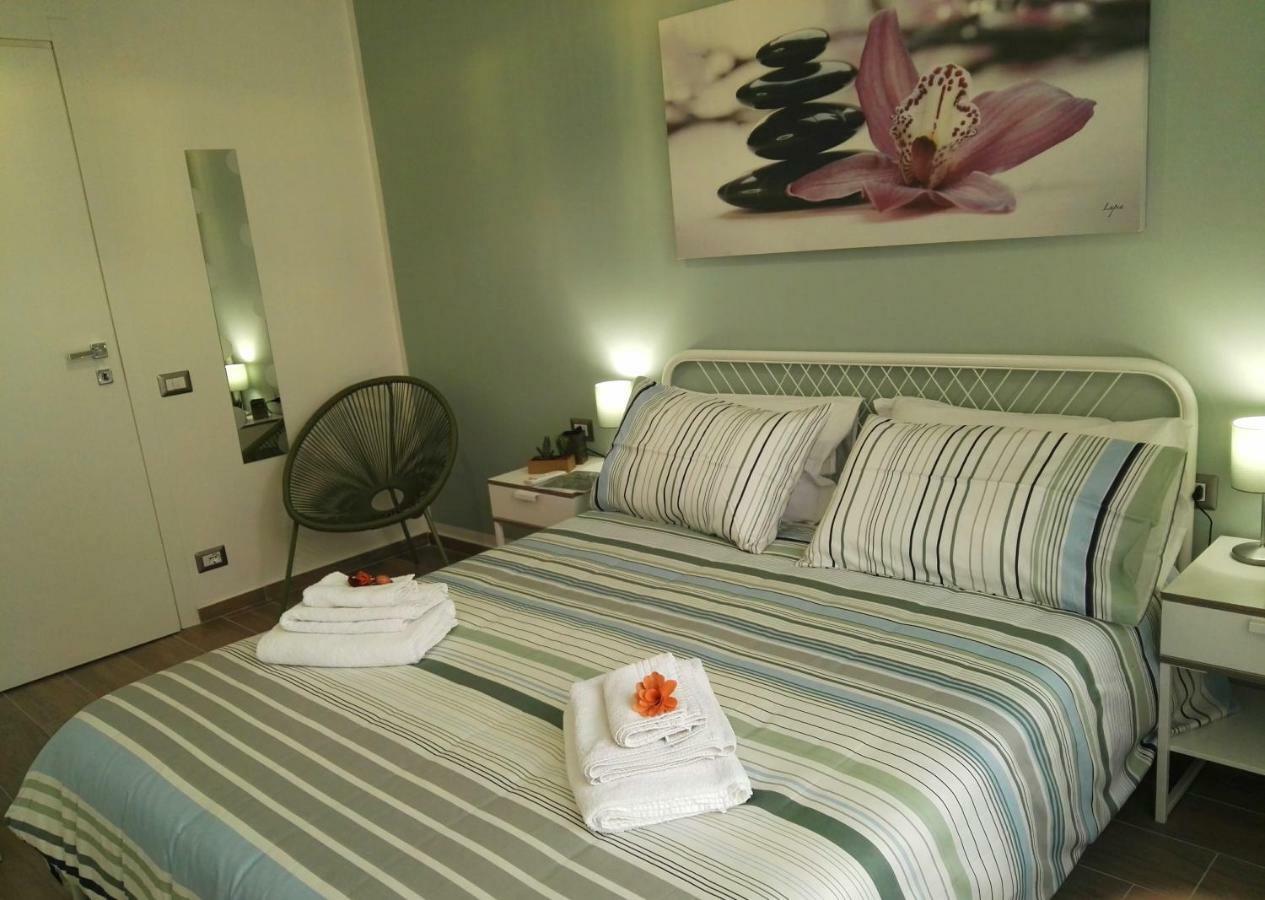 Appartement A Casa Di Chiara à Naples Extérieur photo