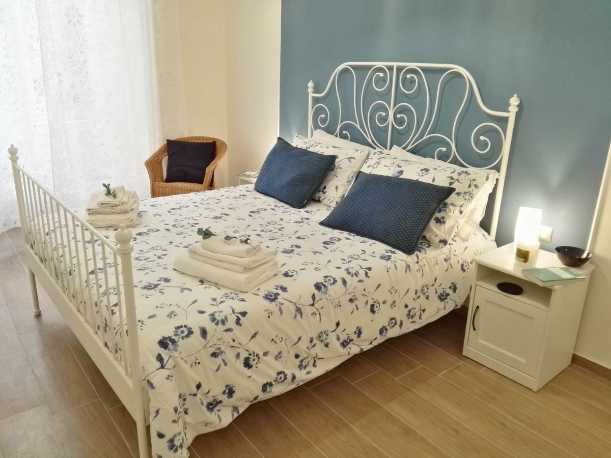 Appartement A Casa Di Chiara à Naples Extérieur photo